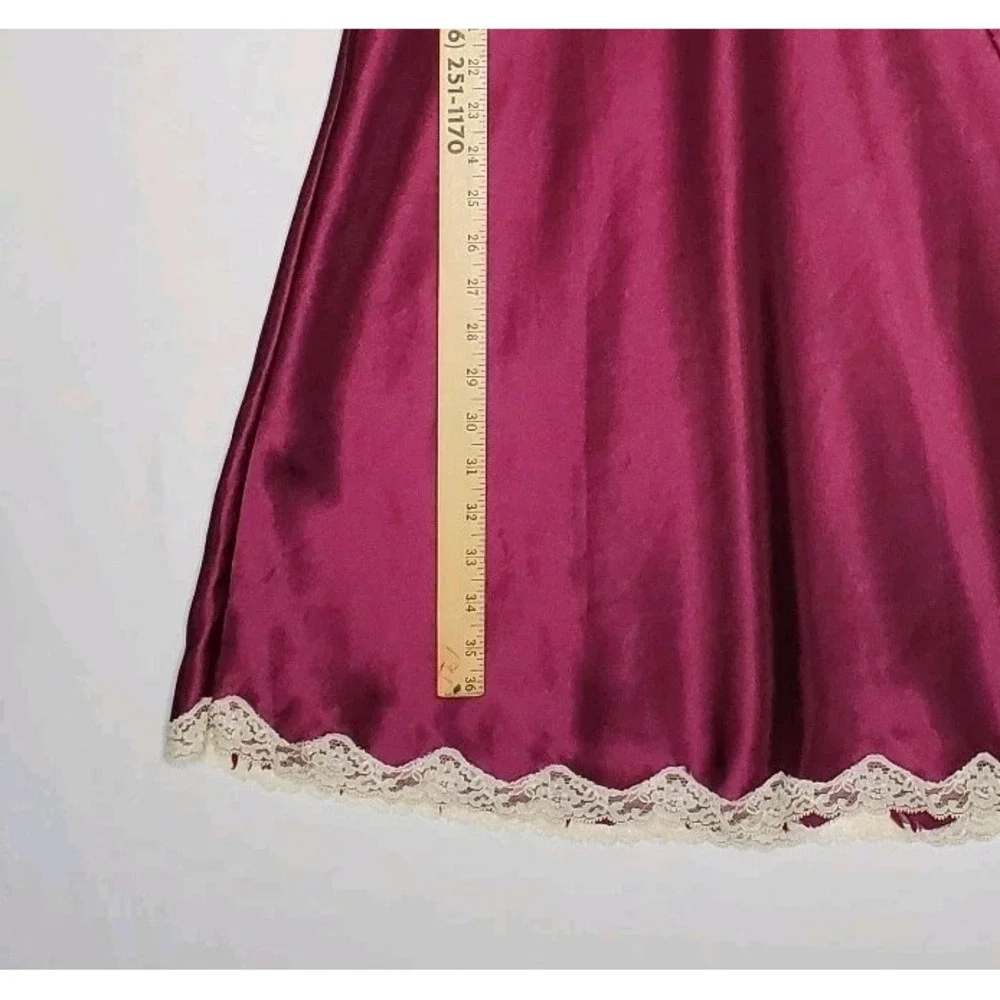 Vtg Victorias Secret Burgundy Satin Slip Dress Large V-Neck Lace 00s Y2K - Picture 6 of 9